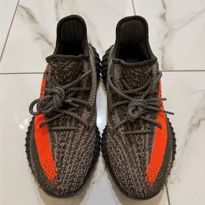 YEEZY 350 V2